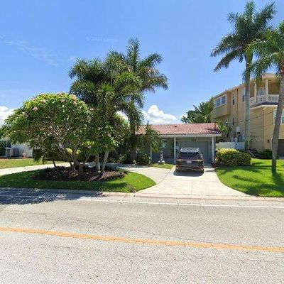 560 79 Th St S, Saint Petersburg, FL 33707