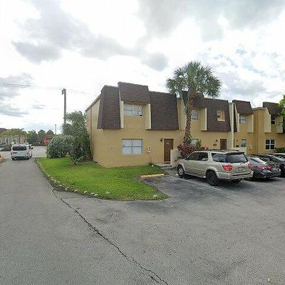 5600 Blueberry Ct #180, Lauderhill, FL 33313