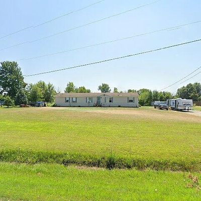 689 W Beaver Rd, Auburn, MI 48611