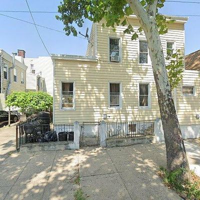 7 Pierce Ave, Jersey City, NJ 07307