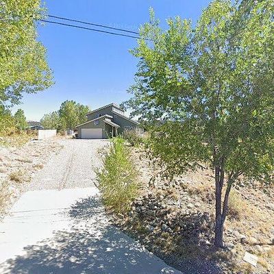 70 N Buckeye Dr, Bridgeport, CA 93517