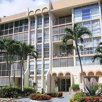 701 Three Islands Blvd #317, Hallandale Beach, FL 33009