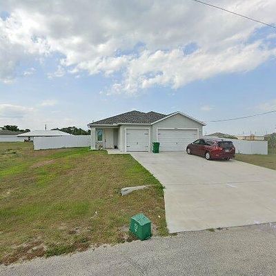 7015 Burma Cir, Labelle, FL 33935