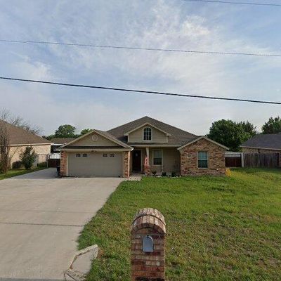 716 Wood Ln, Azle, TX 76020