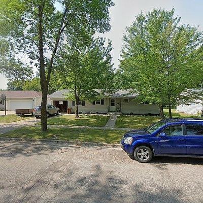 719 S 12 Th St, Montevideo, MN 56265