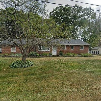 72 Chamberlain St, Torrington, CT 06790