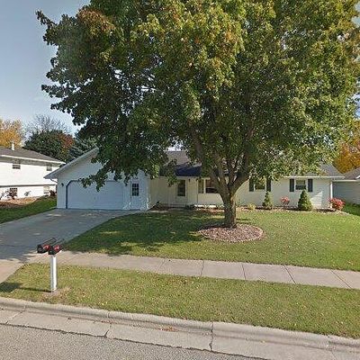 724 Sue St, Little Chute, WI 54140