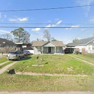 727 Yorkshire St, Houston, TX 77022