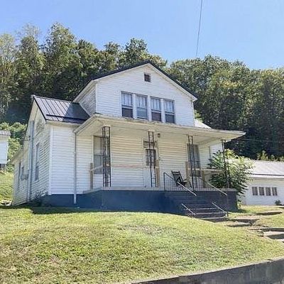 73 Fairlane Dr, Vanceburg, KY 41179