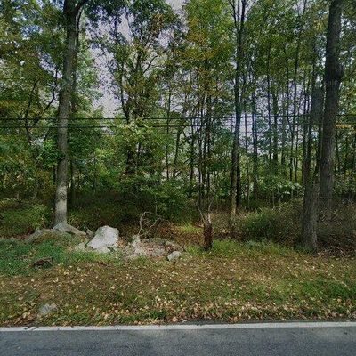 73 W Springtown Rd, Long Valley, NJ 07853