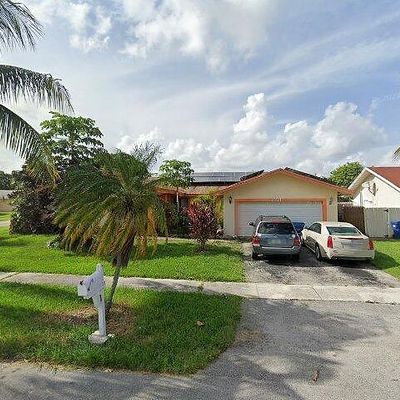 7321 Nw 46 Th St, Lauderhill, FL 33319