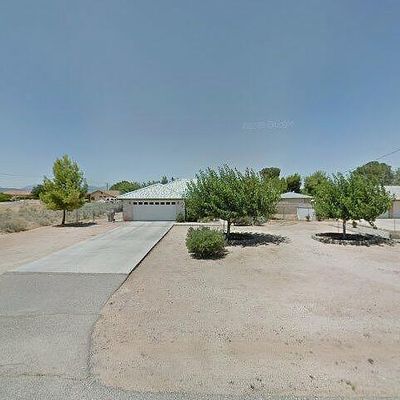 7334 Kenyon Ave, Hesperia, CA 92345