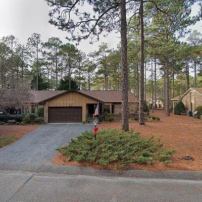 736 Burlwood Dr, Southern Pines, NC 28387