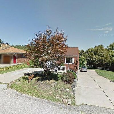 738 Sellers Ave, Jeannette, PA 15644