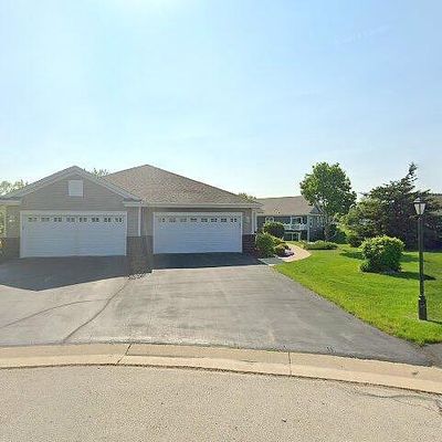 632 Sandur Pl, West Bend, WI 53095