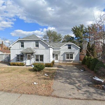 65 Myrtle Ln, Toms River, NJ 08753