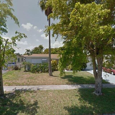 650 Sw 68 Th Ave, Pembroke Pines, FL 33023