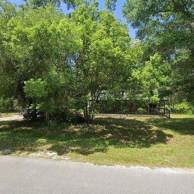 651 E Hillsborough Ave, Florahome, FL 32140