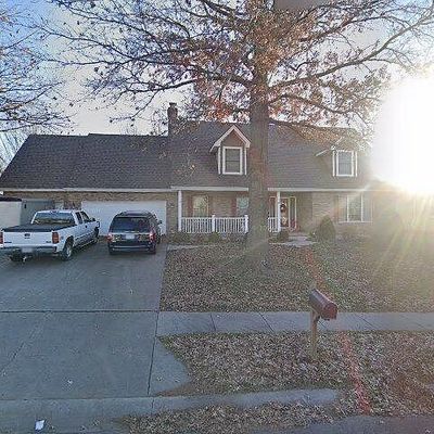 807 Feldspar St, Kearney, MO 64060