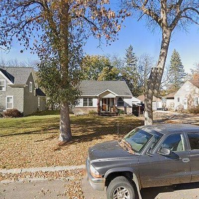 807 N Armstrong Ave, Litchfield, MN 55355