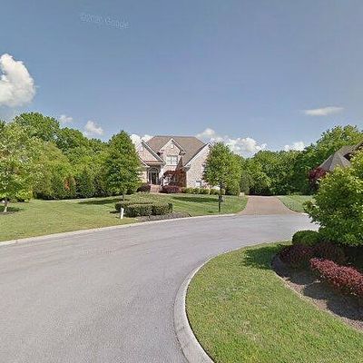 811 Highgrove Cir, Franklin, TN 37069