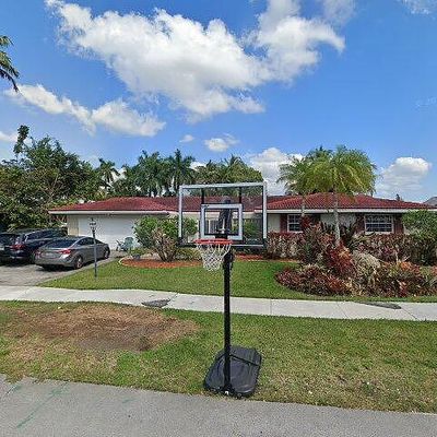 8215 Sw 140 Th Ave, Miami, FL 33183