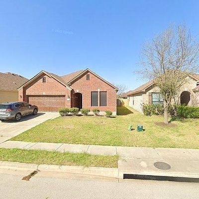 824 Mahomet Dr, Pflugerville, TX 78660