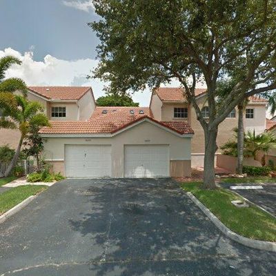 8257 Nw 70 Th St, Tamarac, FL 33321