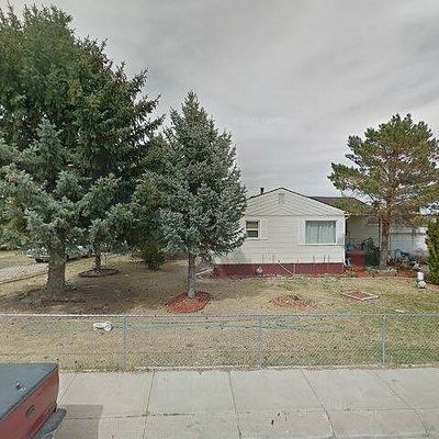 84 Michael St, Gering, NE 69341