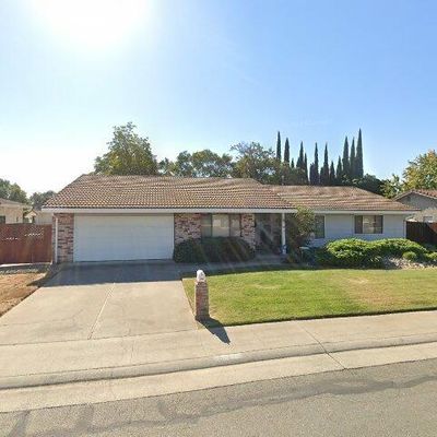 8632 Hume Ct, Elk Grove, CA 95624