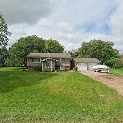 8689 Northeast Darlington Avenue, Monticello, MN 55362