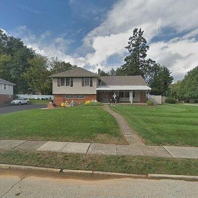 798 Parker Ln, Springfield, PA 19064