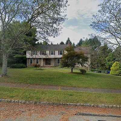 8 Amherst Dr, Long Valley, NJ 07853