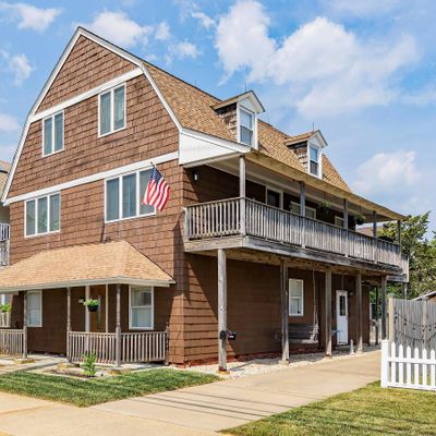 8 Bayview Avenue, Seaside Park, NJ 08752