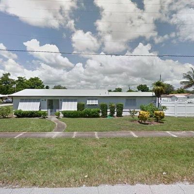 800 W Chaminade Dr, Hollywood, FL 33021