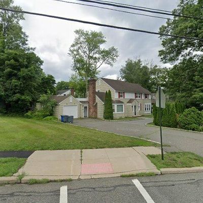 95 W Northfield Rd, Livingston, NJ 07039