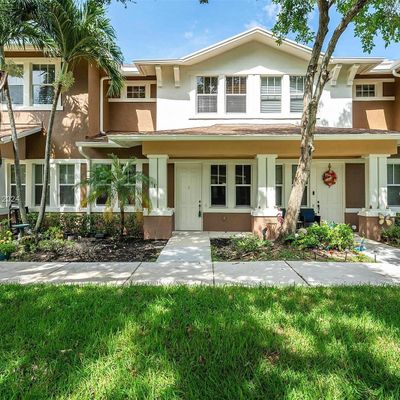 975 Millbrae Ct, West Palm Beach, FL 33401