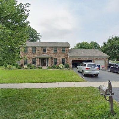 990 Merrimac Cir, Naperville, IL 60563