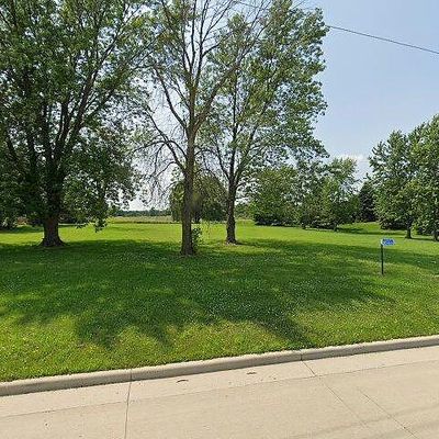 N5460 Hickory Rd, Fond Du Lac, WI 54937