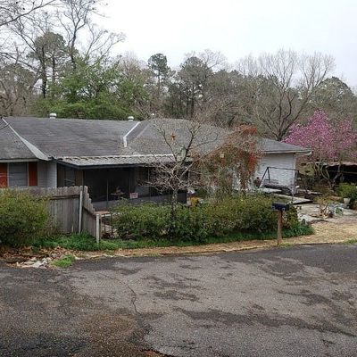 912 Overton St, Pineville, LA 71360