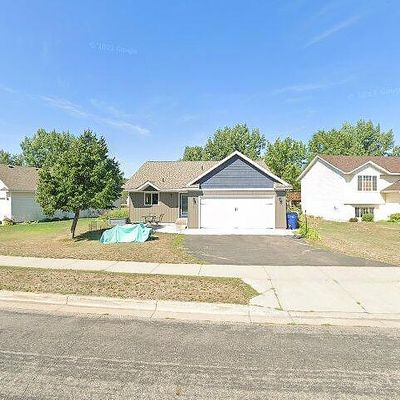 929 Savanna Ave, Saint Cloud, MN 56303