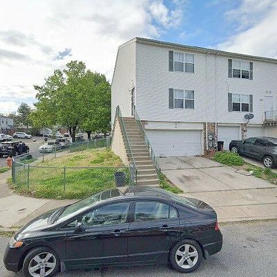 9424 Woodbridge Rd, Philadelphia, PA 19114