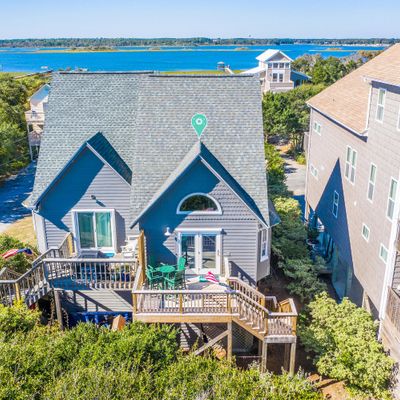 102 B Windward Drive, Surf City, NC 28445