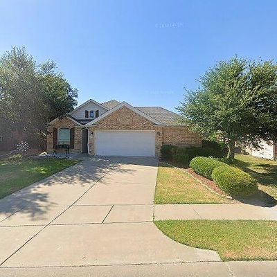 102 Horseshoe Dr, Waxahachie, TX 75165