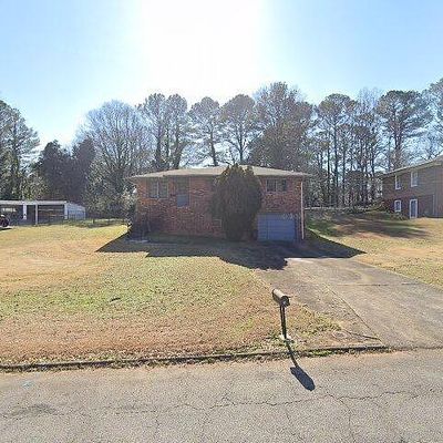 102 Pineland Dr Se, Smyrna, GA 30082