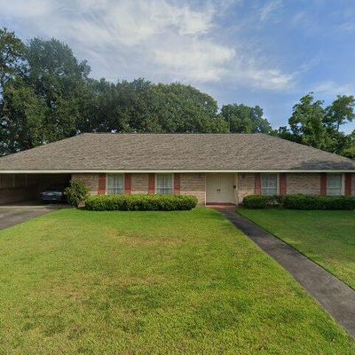 102 Robert Dr, Lafayette, LA 70506