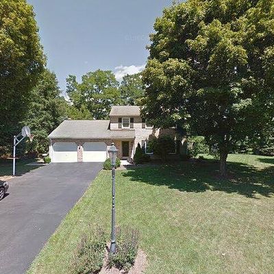 102 Suncrest Rd, Lancaster, PA 17601