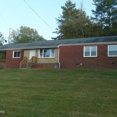 1020 James St, Tazewell, TN 37879