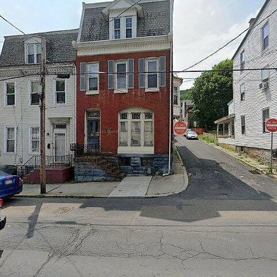 1023 W Market St, Pottsville, PA 17901