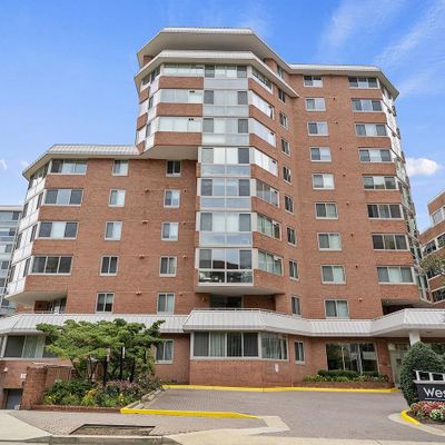 1024 N Utah St #818, Arlington, VA 22201